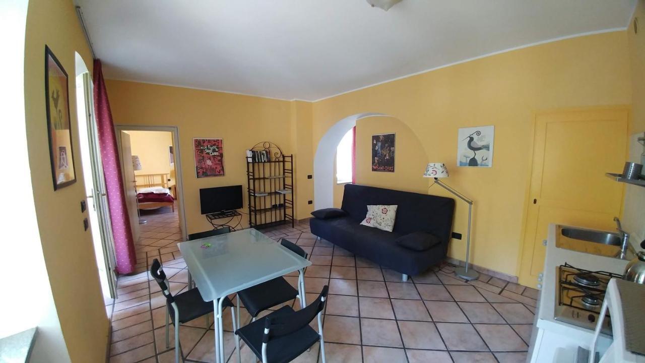 Casa De Giorgis Aparthotel Aosta Ngoại thất bức ảnh
